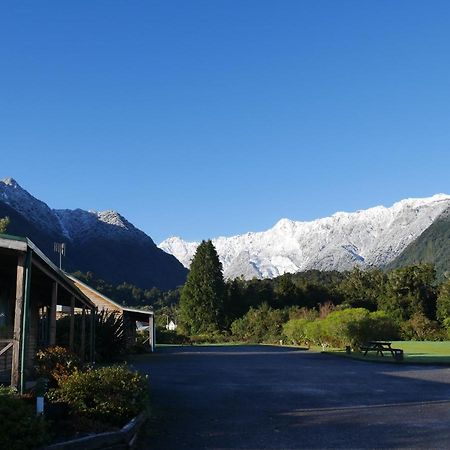 Rainforest Motel Fox Glacier Zewnętrze zdjęcie
