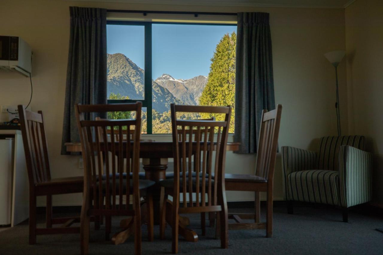 Rainforest Motel Fox Glacier Zewnętrze zdjęcie